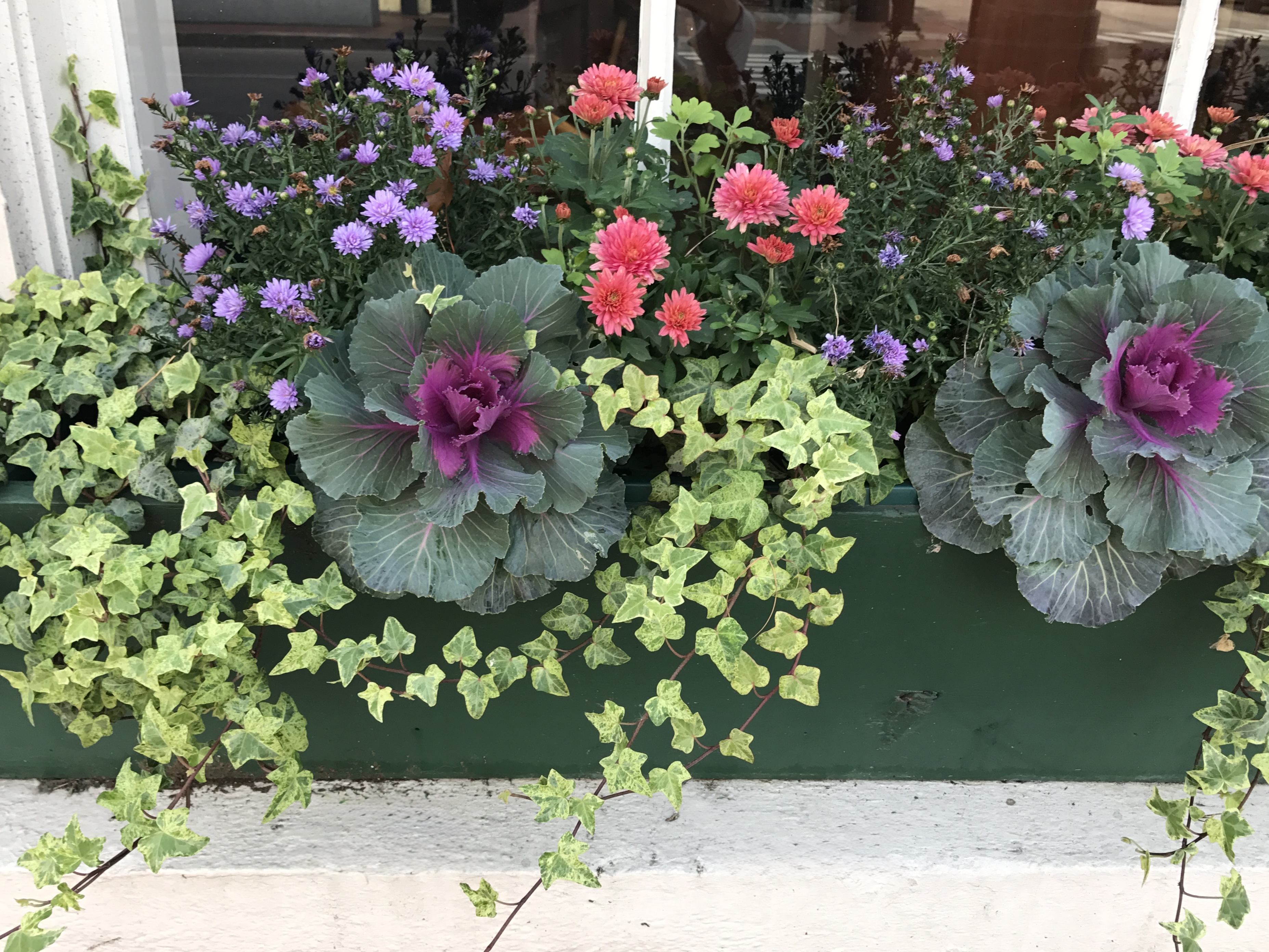 The Art of the Fall Container